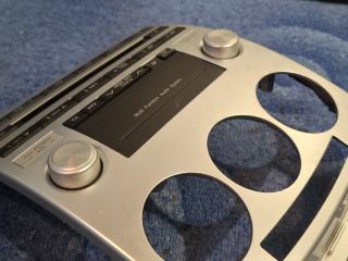 bontott MAZDA 5 Középkonzol Keret