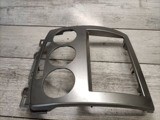 bontott MAZDA 5 Középkonzol Keret