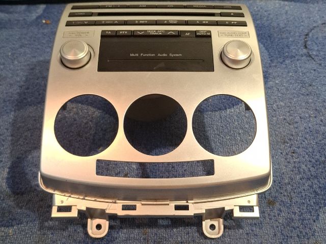 bontott MAZDA 5 Középkonzol Keret