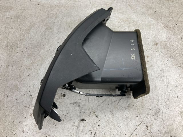 bontott MAZDA 5 Középső Jobb Szellőző