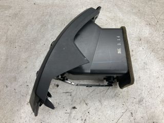 bontott MAZDA 5 Középső Jobb Szellőző