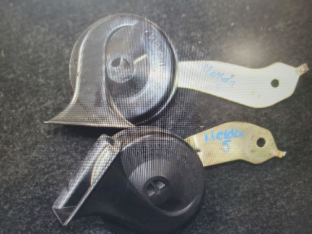 bontott MAZDA 5 Kürt