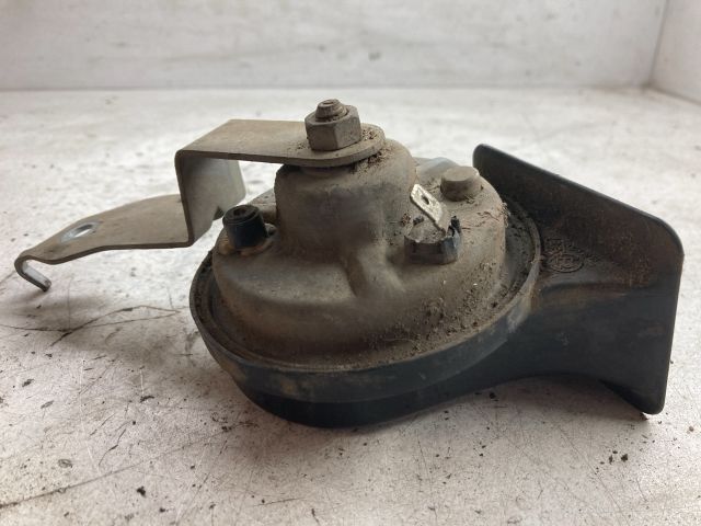 bontott MAZDA 5 Kürt