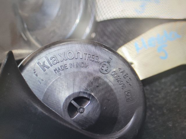 bontott MAZDA 5 Kürt