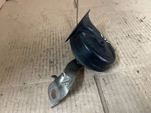 bontott MAZDA 5 Kürt