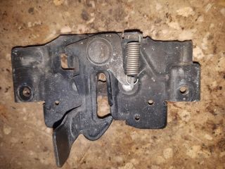 bontott MAZDA 5 Motorháztető Zárszerkezet