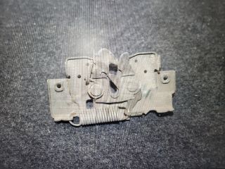 bontott MAZDA 5 Motorháztető Zárszerkezet