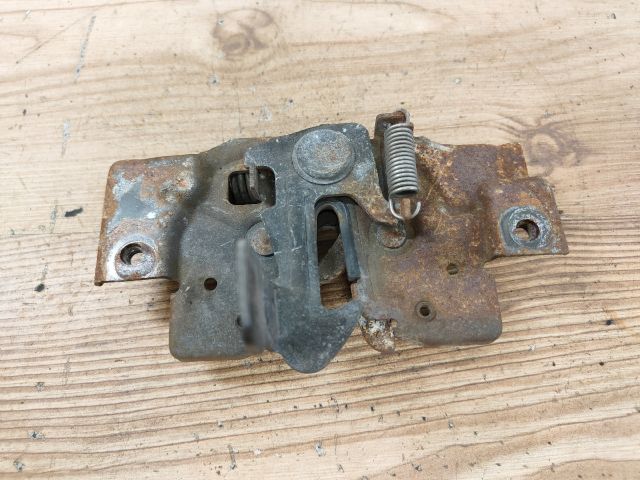 bontott MAZDA 5 Motorháztető Zárszerkezet