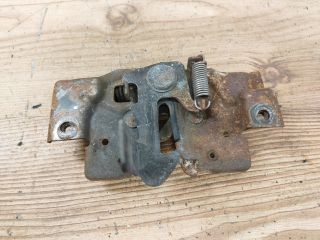 bontott MAZDA 5 Motorháztető Zárszerkezet