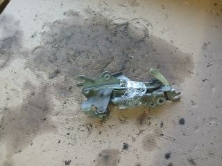 bontott MAZDA 5 Motorháztető Zsanér Pár