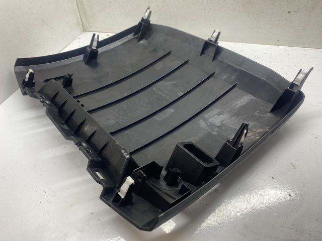 bontott MAZDA 5 Multifunkciós Kijelző Keret