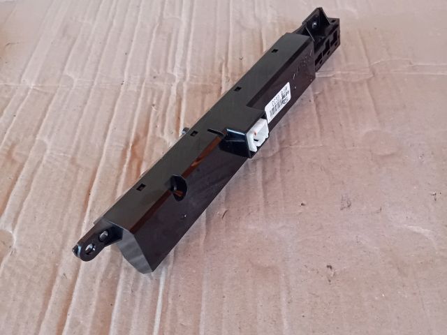 bontott MAZDA 5 Multifunkciós Kijelző