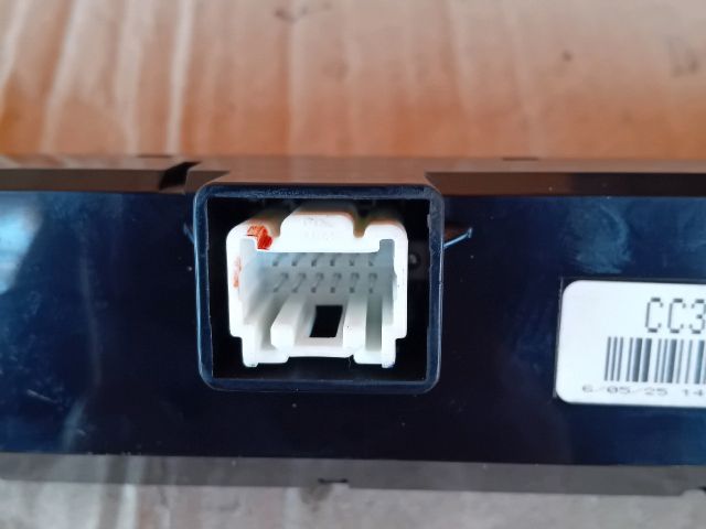 bontott MAZDA 5 Multifunkciós Kijelző