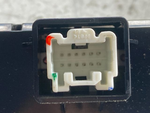 bontott MAZDA 5 Multifunkciós Kijelző