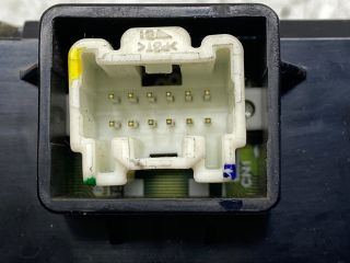 bontott MAZDA 5 Multifunkciós Kijelző