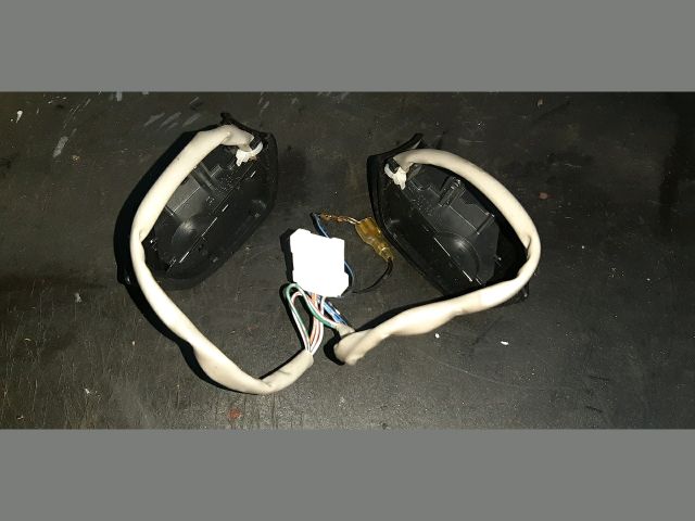 bontott MAZDA 5 Multikormány Kapcsoló Pár