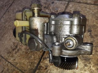 bontott MAZDA 5 Szervóolaj Tartály