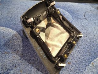 bontott MAZDA 5 Váltószoknya