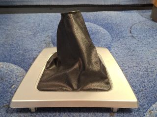 bontott MAZDA 5 Váltószoknya