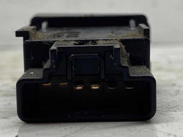 bontott MAZDA 5 Vészvillogó Kapcsoló