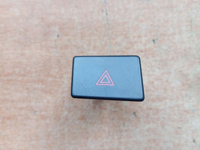 bontott MAZDA 5 Vészvillogó Kapcsoló