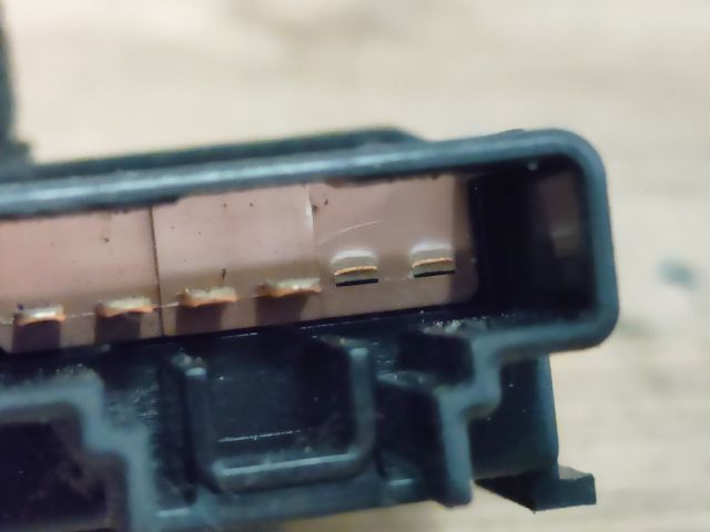 bontott MAZDA 5 Vészvillogó Kapcsoló