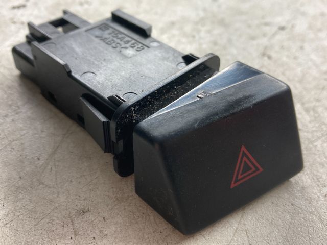 bontott MAZDA 5 Vészvillogó Kapcsoló