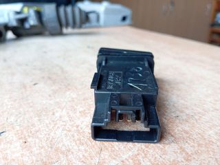 bontott MAZDA 5 Vészvillogó Kapcsoló