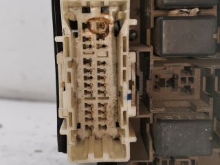 bontott MAZDA 6 Biztosítéktábla Motortér