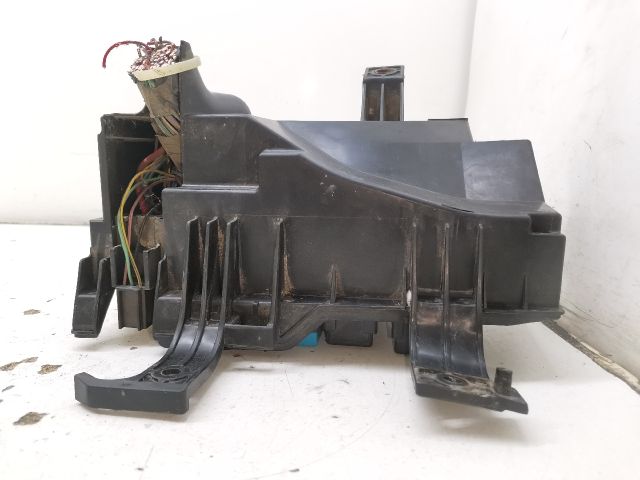 bontott MAZDA 6 Biztosítéktábla Motortér