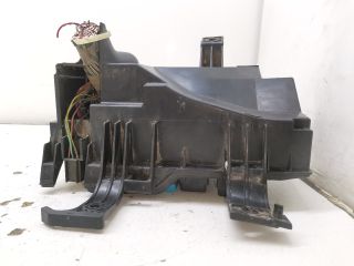 bontott MAZDA 6 Biztosítéktábla Motortér