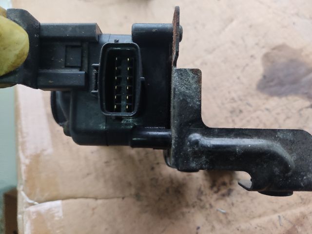 bontott MAZDA 6 Fojtószelep (Elektromos)