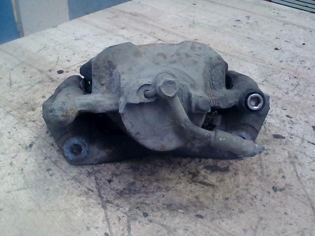 bontott MAZDA 6 Jobb első Féknyereg Munkahengerrel