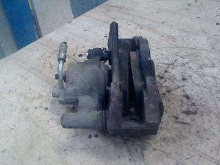 bontott MAZDA 6 Jobb első Féknyereg Munkahengerrel