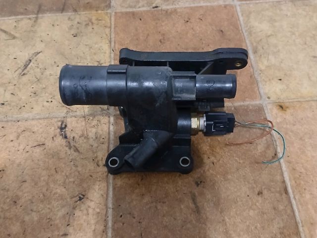 bontott MAZDA 6 Hengerfej Vízkivezető