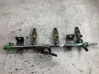 bontott MAZDA 6 Porlasztó Sor / Híd