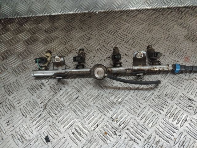 bontott MAZDA 6 Porlasztó Sor / Híd