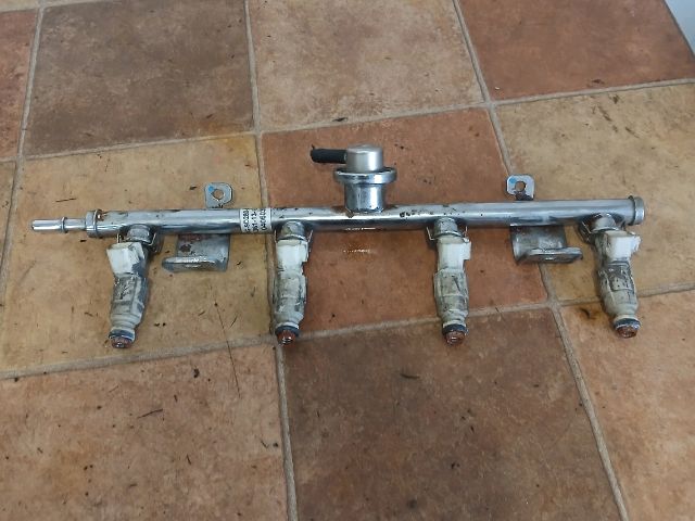 bontott MAZDA 6 Porlasztó Sor / Híd