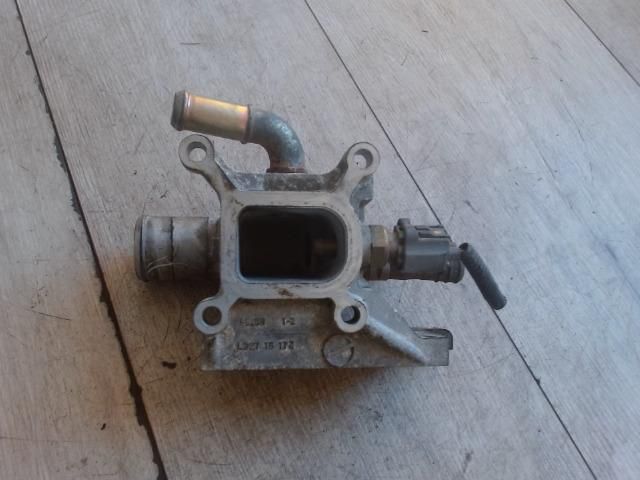 bontott MAZDA 6 Termosztátház