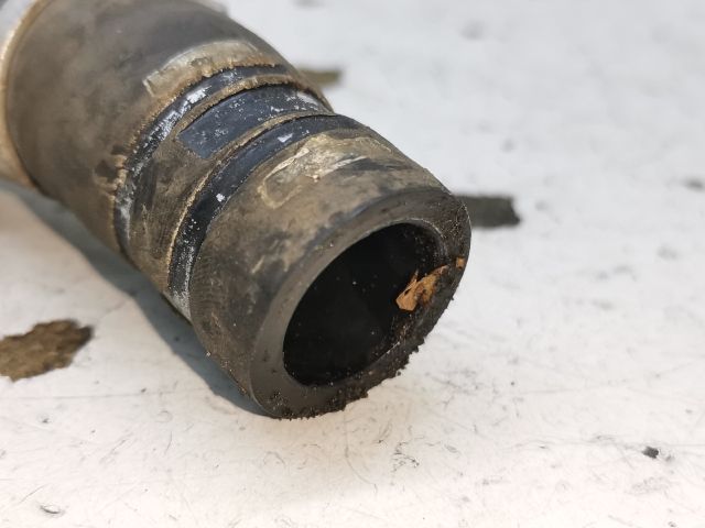 bontott MAZDA 6 Vízcső