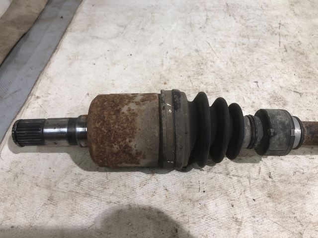 bontott MAZDA 6 Bal Féltengely