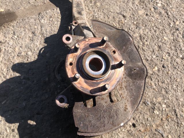 bontott MAZDA 6 Bal első Csonkállvány Kerékaggyal