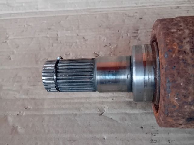 bontott MAZDA 6 Bal Féltengely