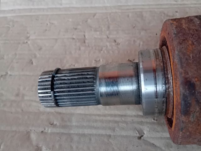 bontott MAZDA 6 Bal Féltengely