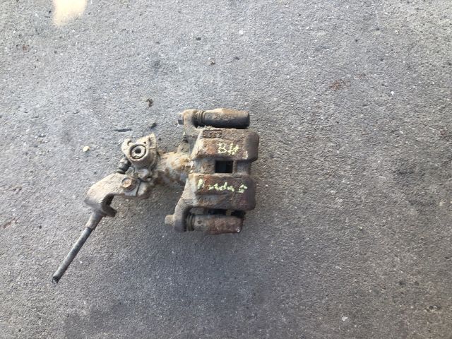 bontott MAZDA 6 Bal hátsó Féknyereg Munkahengerrel