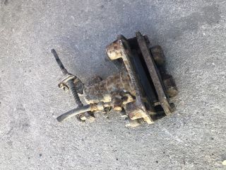 bontott MAZDA 6 Bal hátsó Féknyereg Munkahengerrel