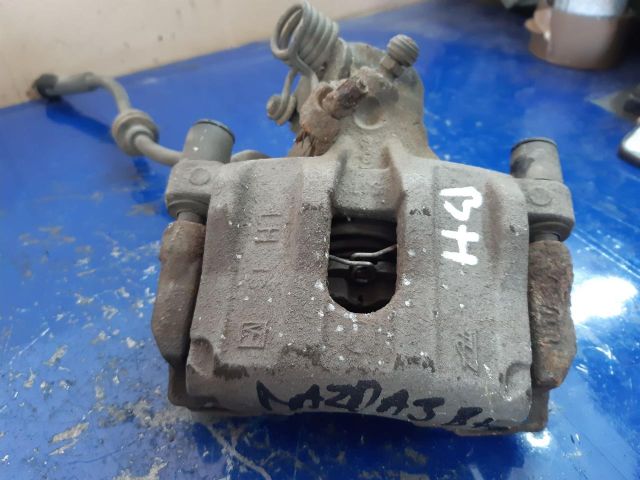 bontott MAZDA 6 Bal hátsó Féknyereg Munkahengerrel