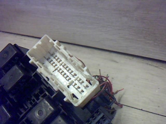 bontott MAZDA 6 Biztosítéktábla Motortér