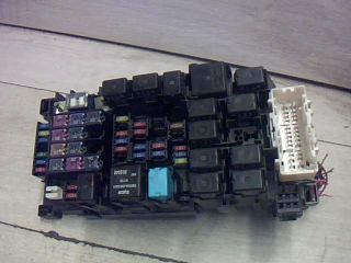 bontott MAZDA 6 Biztosítéktábla Motortér