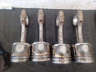 bontott MAZDA 6 Dugattyú